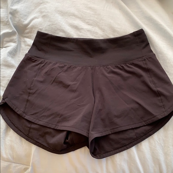 Lululemon shorts - Picture 1 of 3